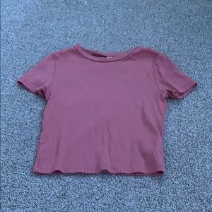 pink tee